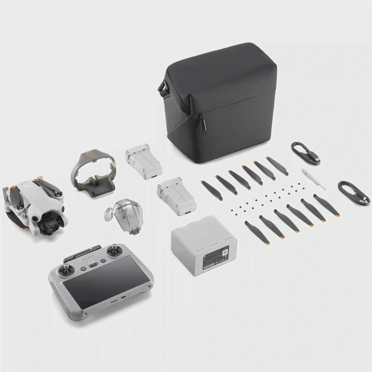 Квадрокоптер DJI Mini 4 Pro Fly More Combo Plus (DJI RC 2)-2